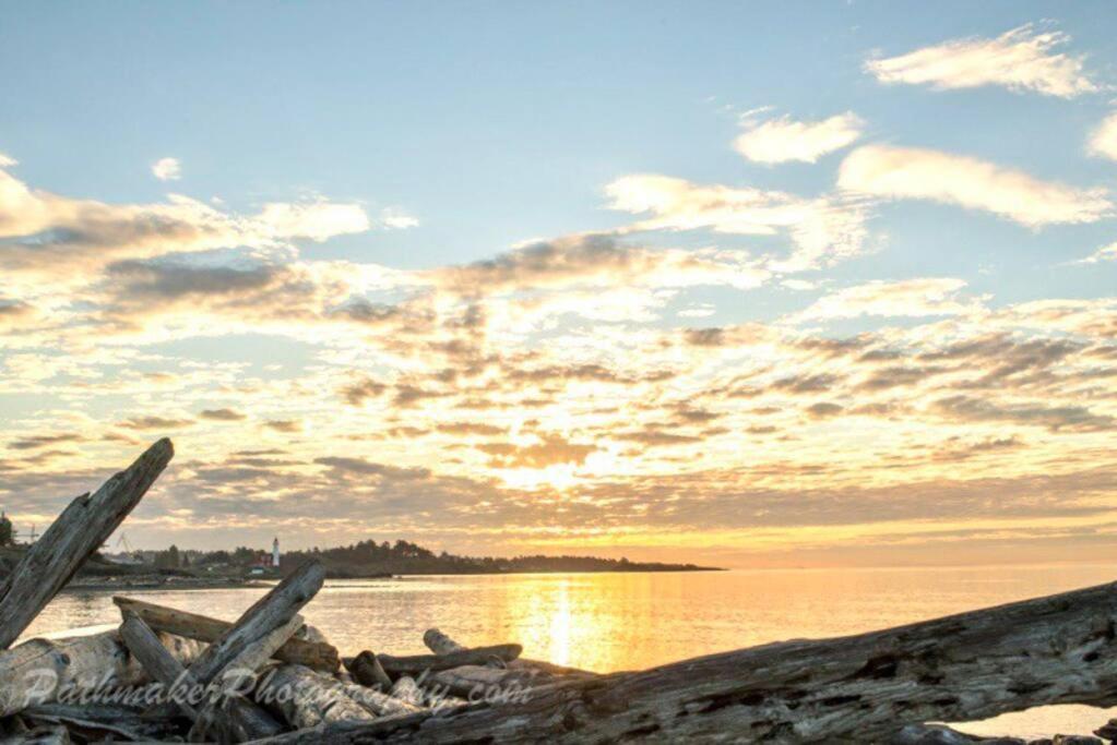 Esquimalt Lagoon Life Lejlighed Victoria Eksteriør billede